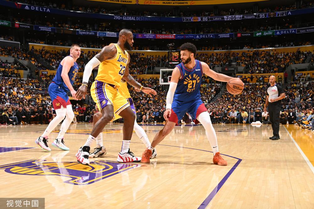 竭尽全力打 竭尽全力打