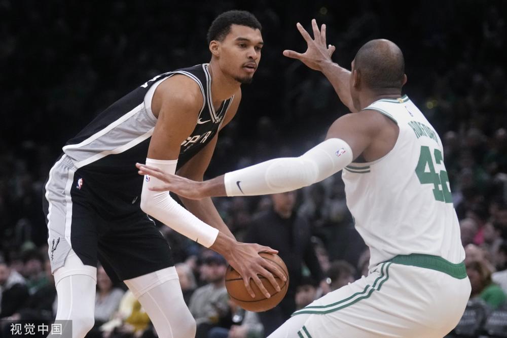 印尼媒体预测印尼首发：名归化球员先发，费迪南出战.